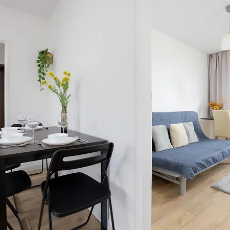 Suwalska Comfort Family Apartament With Balcony By Renters דירה *