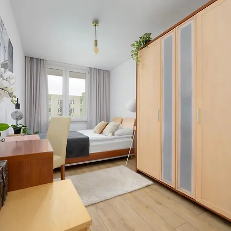 Suwalska Comfort Family Apartament With Balcony By Renters דירה *